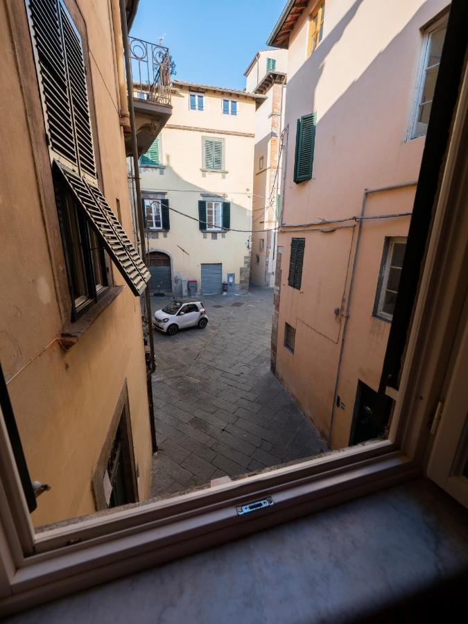Luxury - Elegante Appartamento Nel Cuore Di Lucca Exterior photo