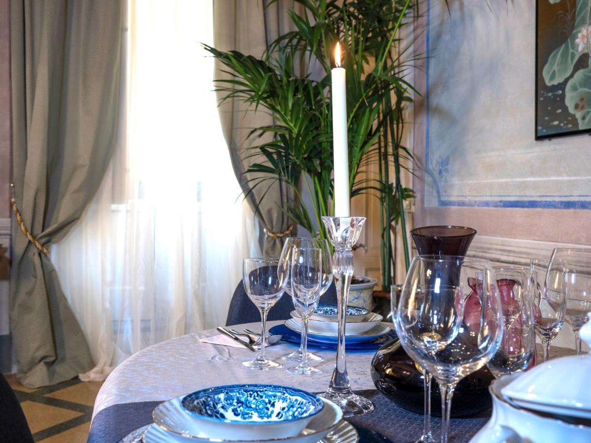 Luxury - Elegante Appartamento Nel Cuore Di Lucca Exterior photo